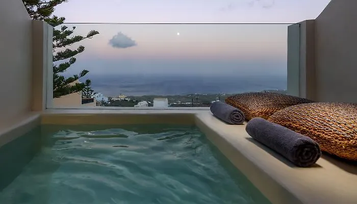 Bed & Breakfast Divelia East 4*