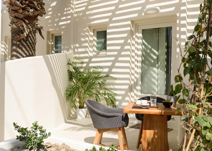 Divelia East 4* Imerovigli (Santorini)