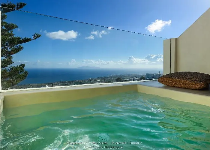 Bed and breakfast Divelia East 4*