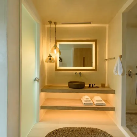Bed & Breakfast Divelia East 4*