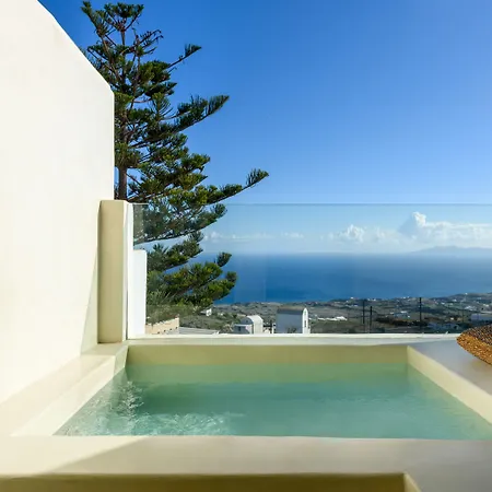 Divelia East Bed & Breakfast 4*