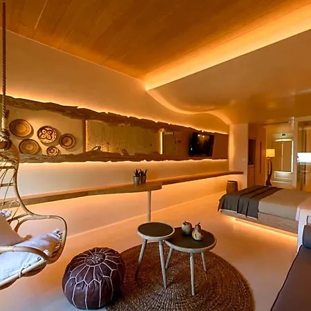 Divelia East 4*