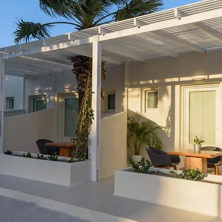 Divelia East فندق مبيت وإفطار 4*