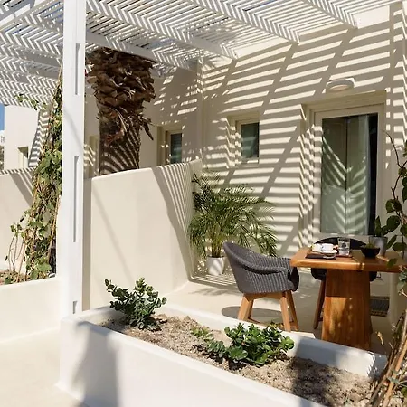 B&B Divelia East 3*