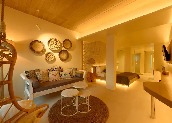 Couette-café Divelia East 4*