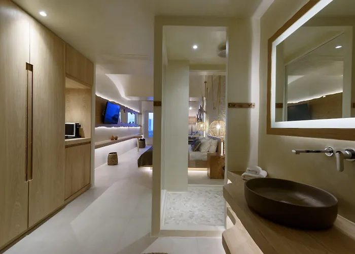 Couette-café Divelia East 4*