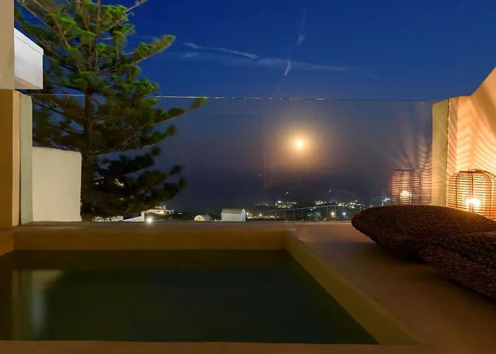 Divelia East Imerovigli